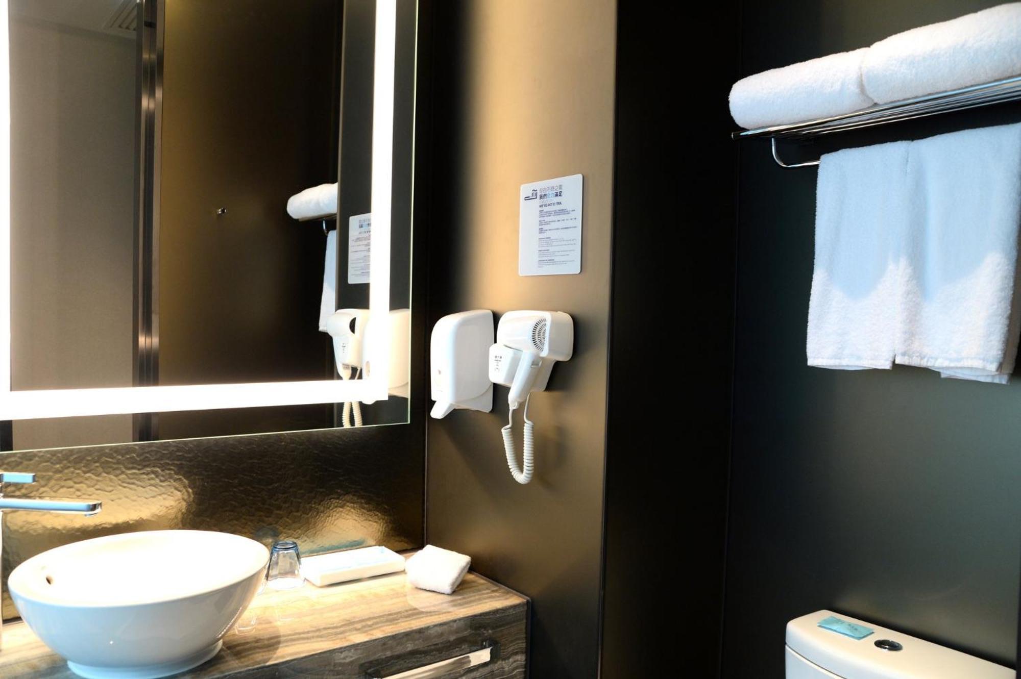 Holiday Inn Express Hong Kong Kowloon Cbd2 By Ihg Exterior photo